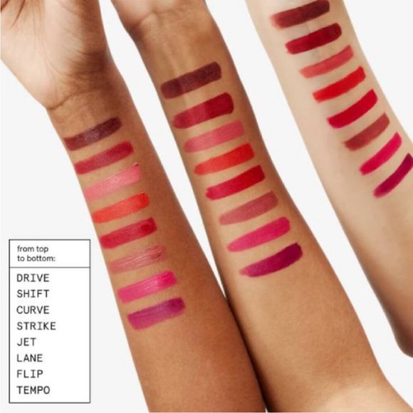 Glossier G Suit Soft Touch Matte Liquid Lip Creme in drive - Picture 2 of 2